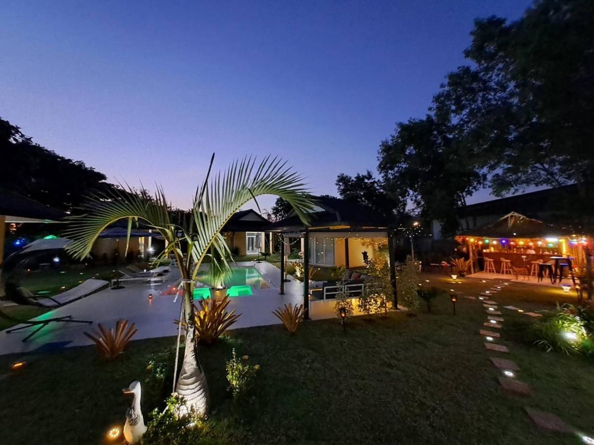 Pool Villa, Resort, Mae Ramphueng Beach, Ban Phe, Rayong, Residence M Thailand (Adults Only) Ban Chamrung المظهر الخارجي الصورة